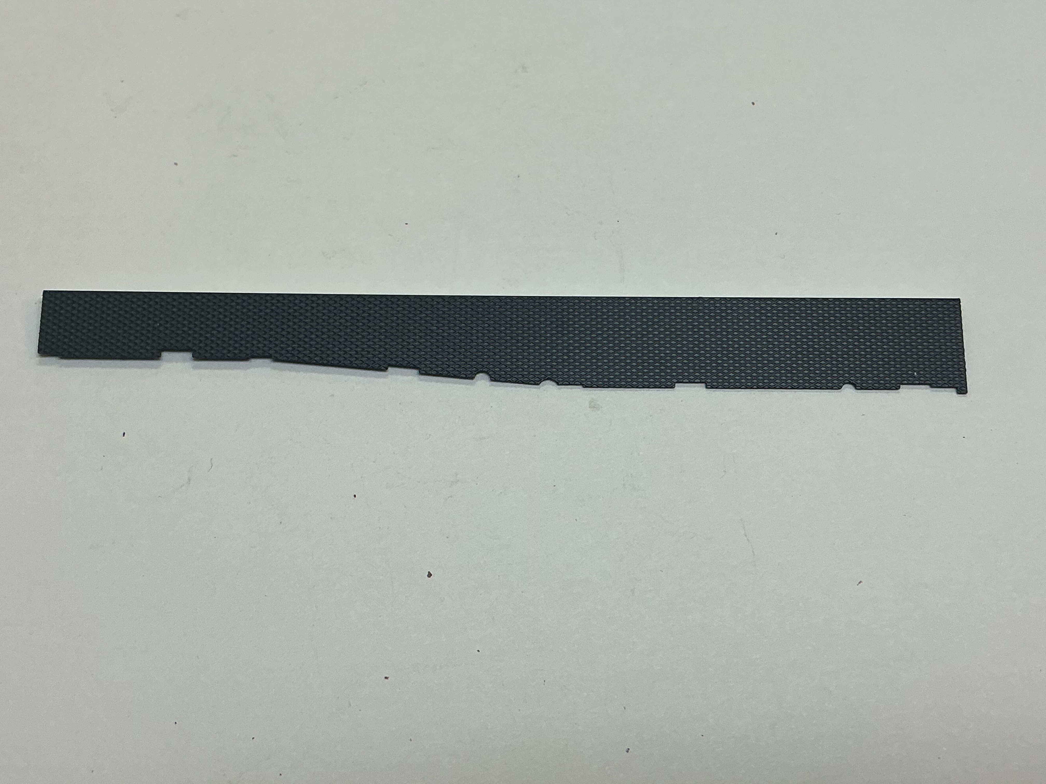 WALKWAY / RUNNING BOARD / RH MIDDLE / BLACK W/WHITE STRIPE / PREMIER LIGHT MIKADO 2-8-2