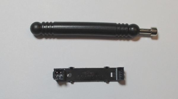 SHORT DRAWBAR / WITH SIDE ROD NUTDRIVER / 4-PIN / 36.89mm L / W/COVER / HO SCALE BIG BOY 4-8-8-4