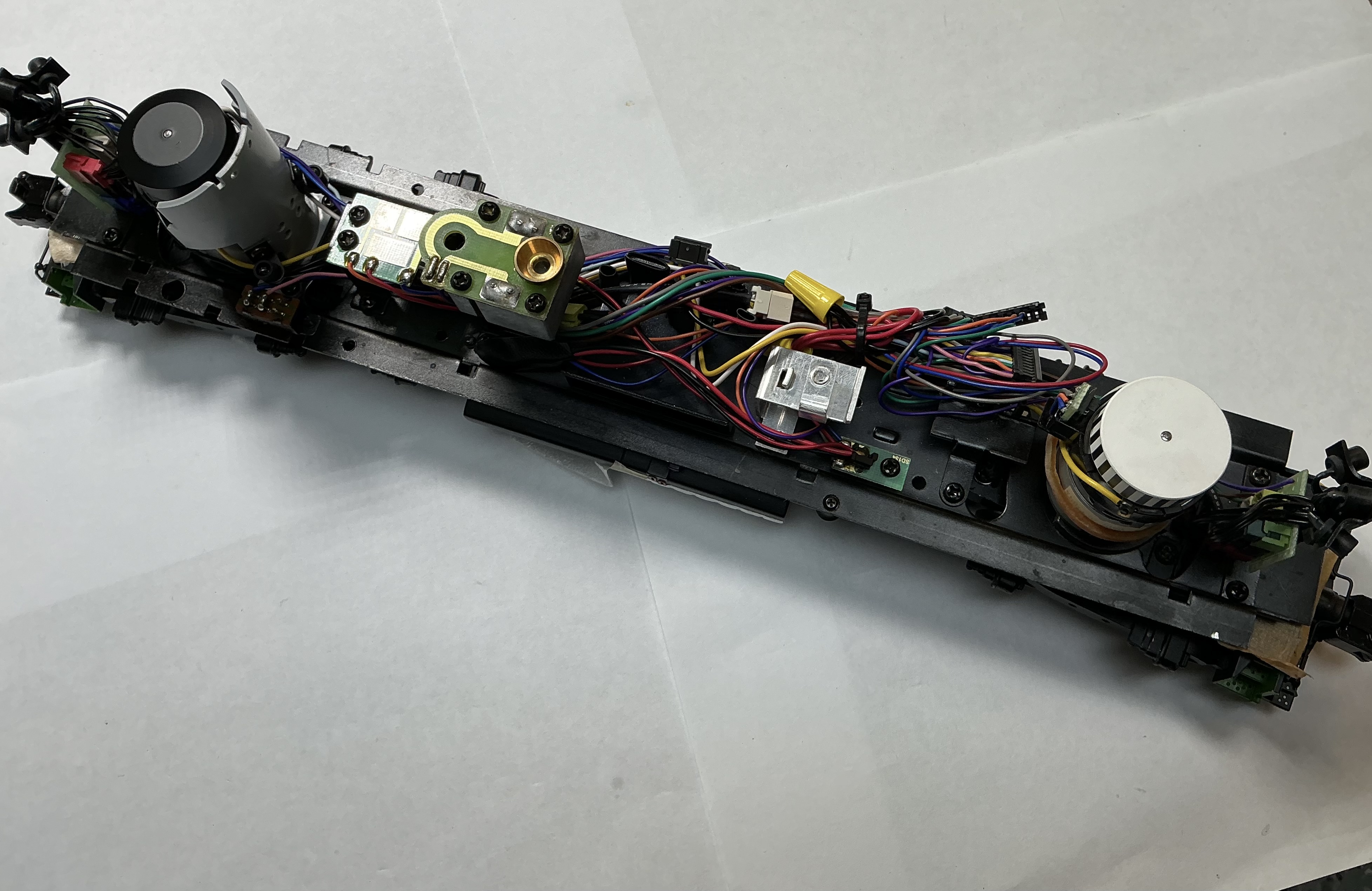 FRAME / COMPLETE / PS2 5V WIRING / BLACK PILOT W/GREEN STEPS / PREMIER SD24