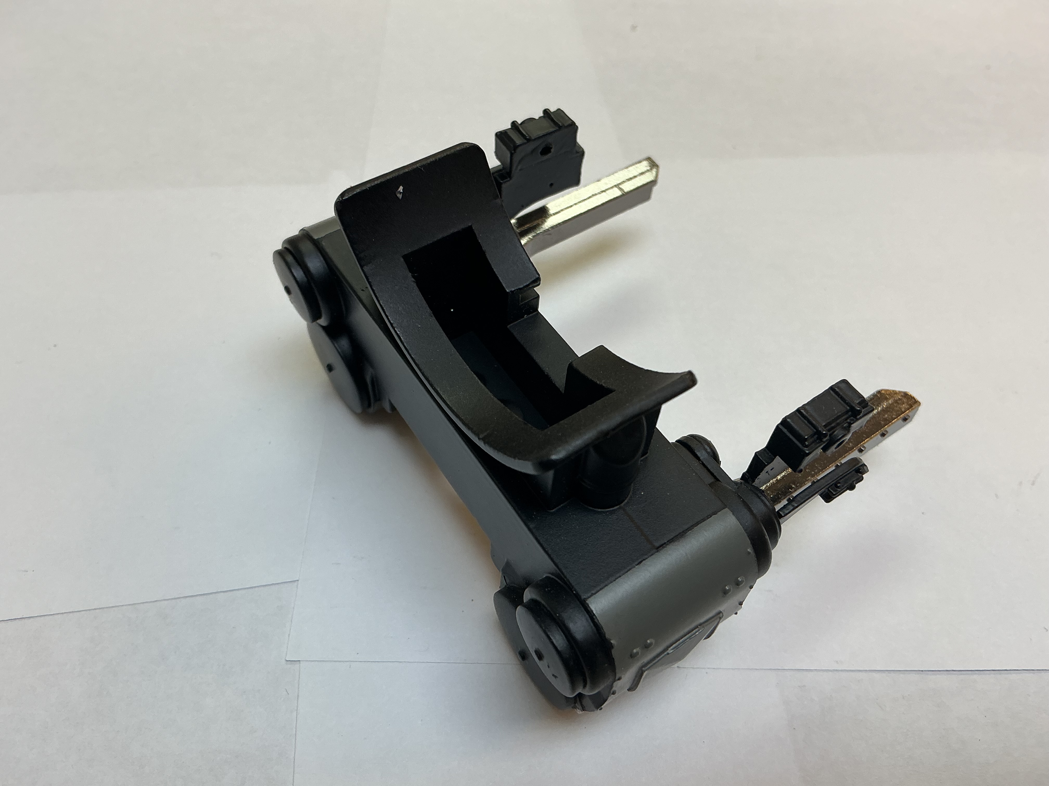 STEAM CHEST / GRAY & BLACK / W/CROSSHEAD GUIDES / PREMIER FEF 4-8-4