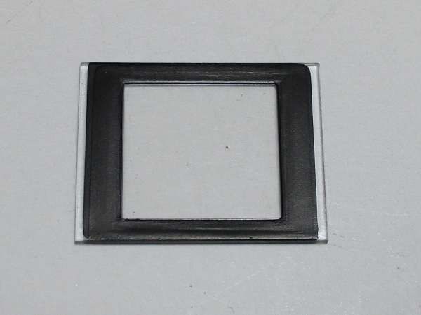 CAB WINDOW / BLACK FRAME / W/CLEAR GLASS / PREMIER 3-TRUCK & 4-TRUCK SHAY