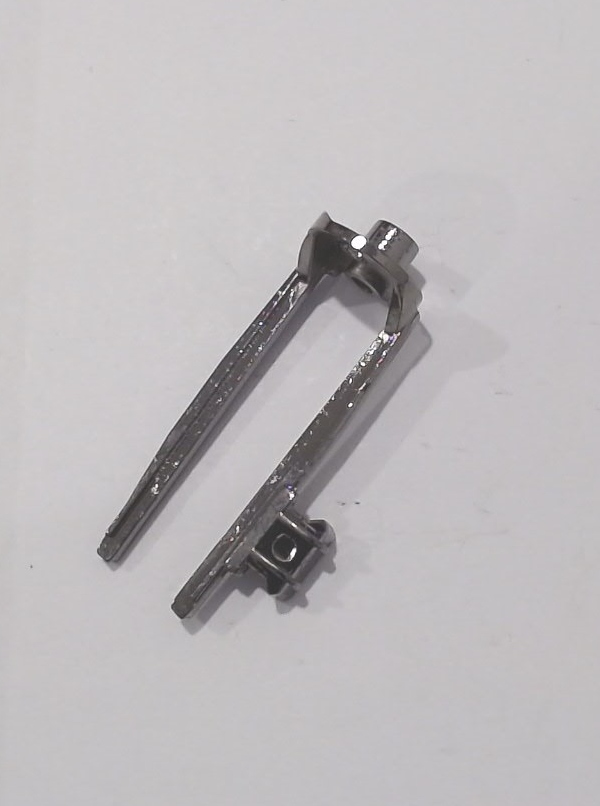 CROSSHEAD GUIDE / NICKEL / LH / W/STEP / PREMIER J-1e HUDSON 4-6-4  