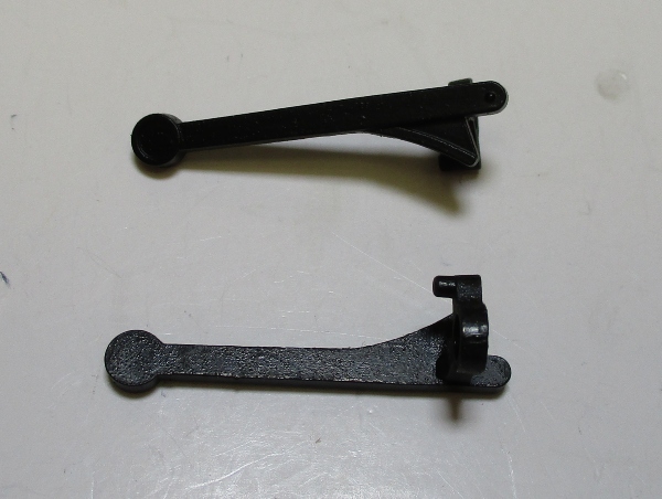 BRAKE SHOE / BLACK / DIE-CAST / LH / FORWARD DRIVERS / PREMIER T-1 4-4-4-4 