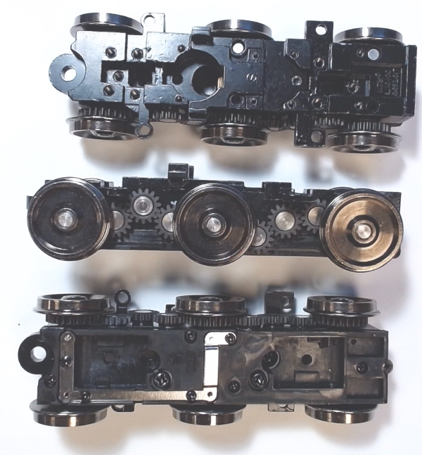 6-WHEEL TRUCK / POWERED / 3/2 FEATURE / 42.8mm WHEEL SPACING / RH / BOTTOM MOUNT FRAMES / 2-RAIL WHEELS / REVERSIBLE MOTOR MOUNT / USE BI-0000027 MOTOR MOUNT / USE MOTORS W/MD105-M38 WORM