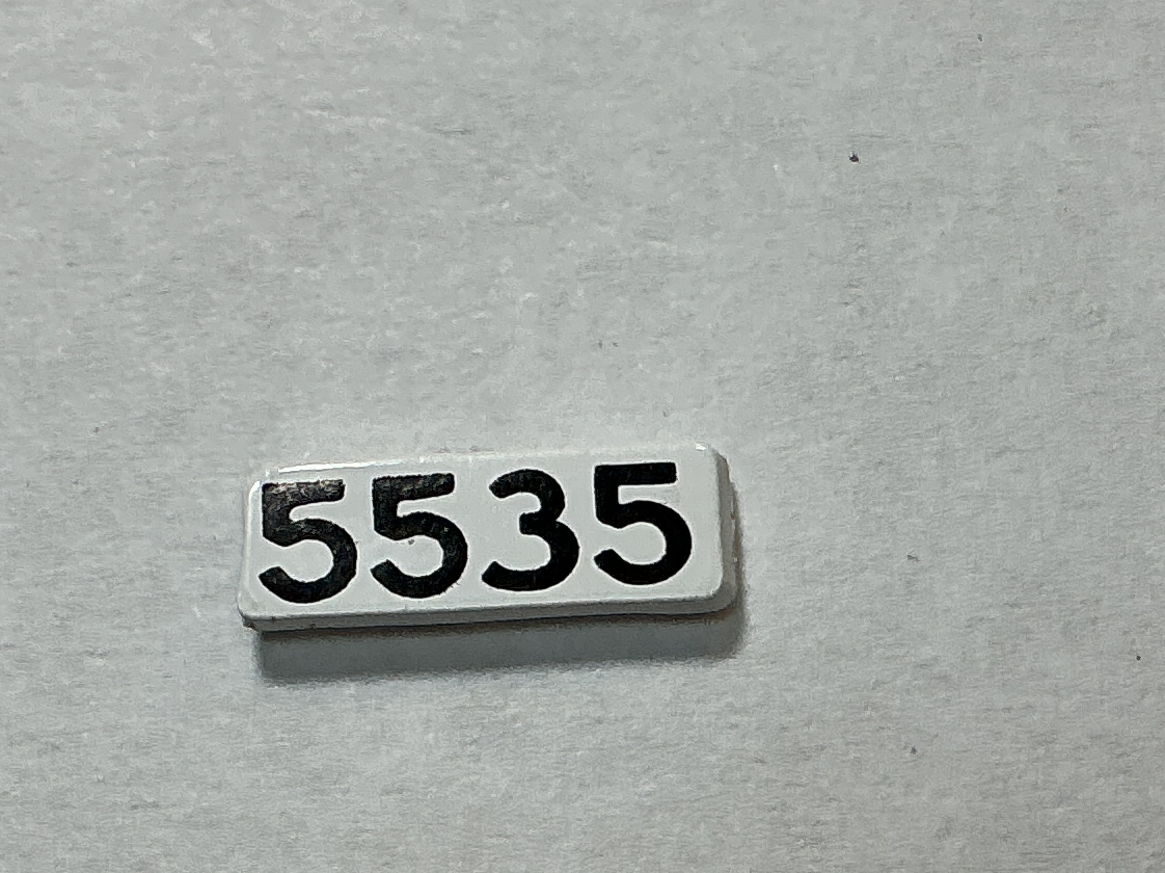 NUMBER BOARD / RH OR LH / FRONT OR REAR / #5535 / PREMIER GP-40