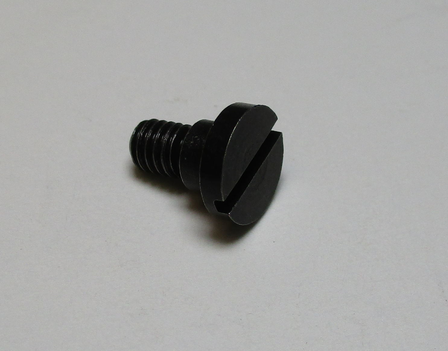 SHOULDER SCREW / (SHLDR LENGTH 0.10in) / 8-32 x 0.3in L / TRUCK MOUNTING / PREMER CLIMAX