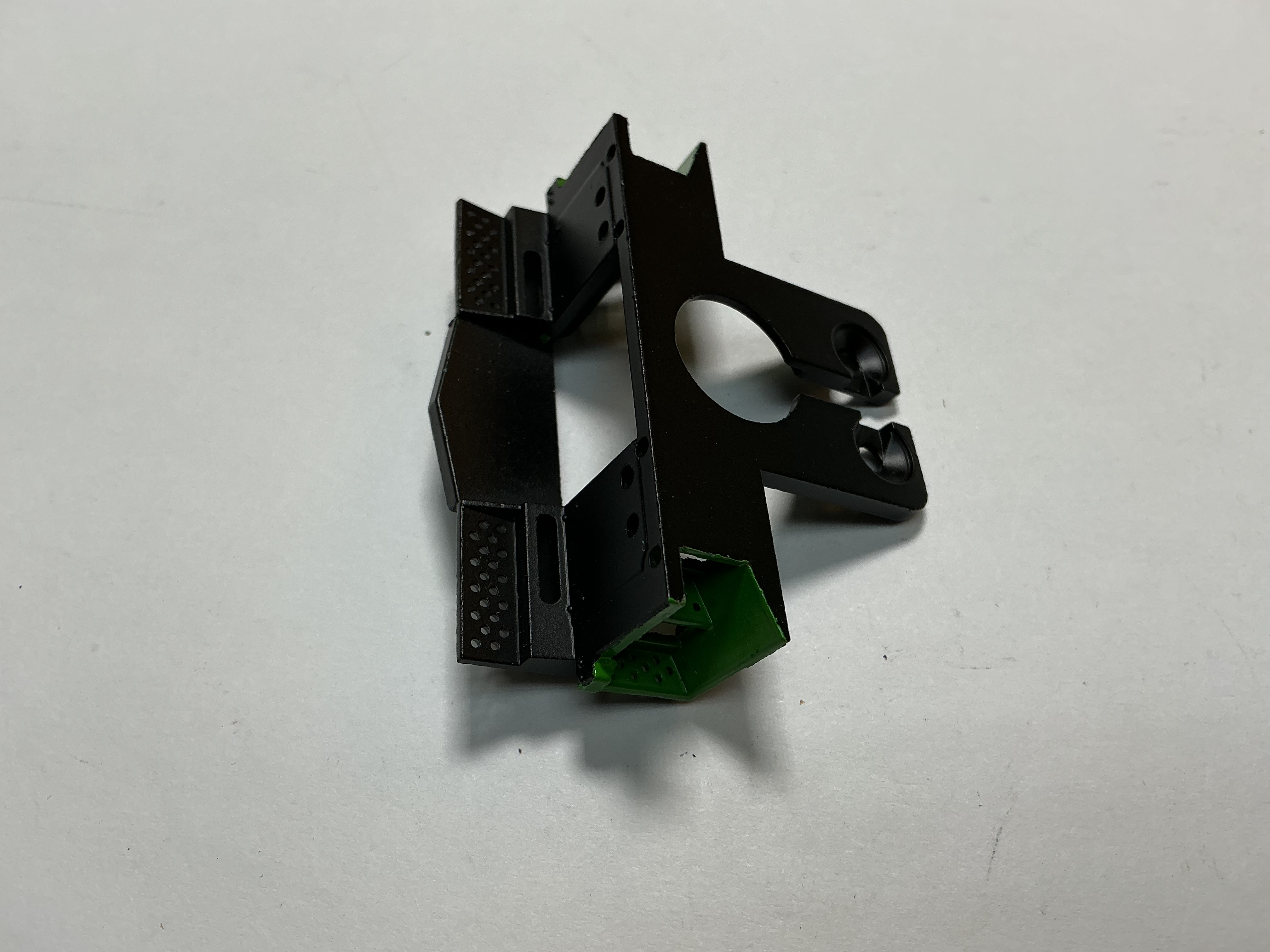 PILOT / 2 HOLE / BLACK W/GREEN STEPS / W/O CUT LEVER OR BRAKE LINES / PREMIER SD24
