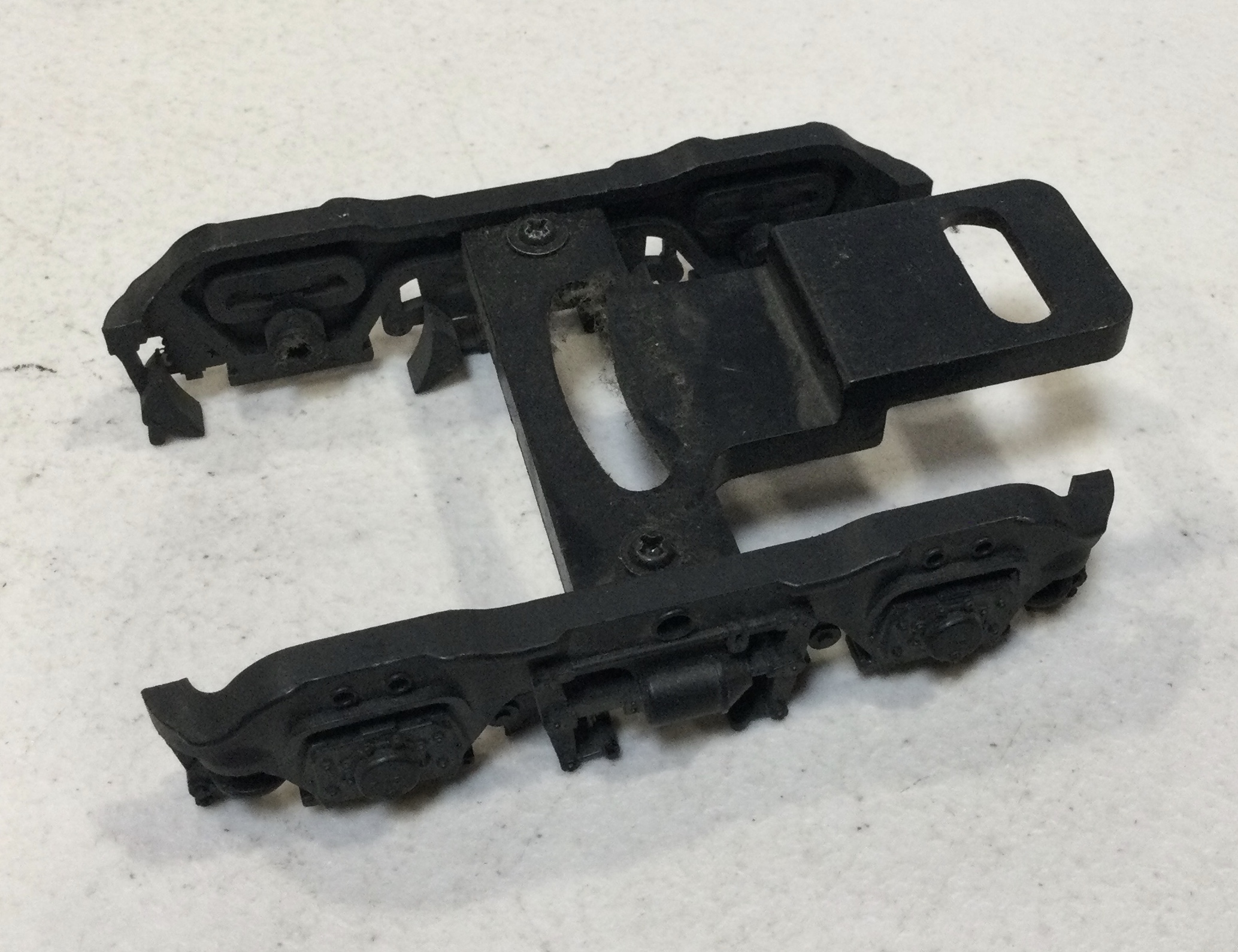TENDER TRUCK / 4-WHEEL / FRONT / BLACK / FRAME ONLY / RAILKING ONE GAUGE BIG BOY & CHALLENGER