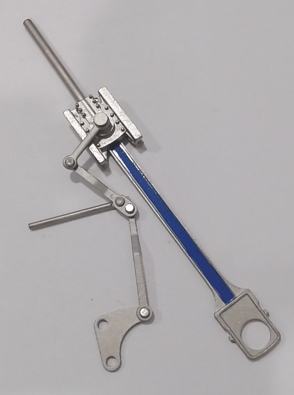 MAIN ROD & CROSSHEAD ASSEMBLY / RH / SATIN NICKEL / W/BLUE STRIPE / PREMIER HEAVY PACIFIC 4-6-2 / READING & NORTHERN