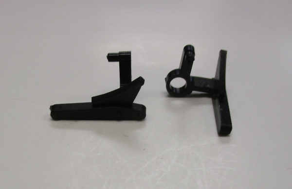 BRAKE SHOE / PLASTIC / LH / 4TH DRIVER / ALL 3 ENGINES / PS-3 / PREMIER TRIPLEX 2-8-8-8-2