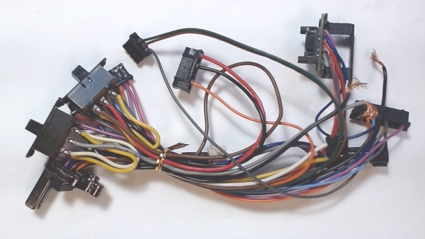 WIRE HARNESS / 12-POSITION / PS2 3V / W/MUX / TENDER CHASSIS /PREMIER MOHAWK  4-8-2