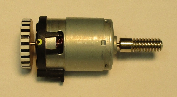 DC MOTOR / RS385PH / MD107-M36 / F/W 27mm D x 5mm THICK / WORM LENGTH 26.68mm TO 26.83mm / STRIPED / PS 3 BKT