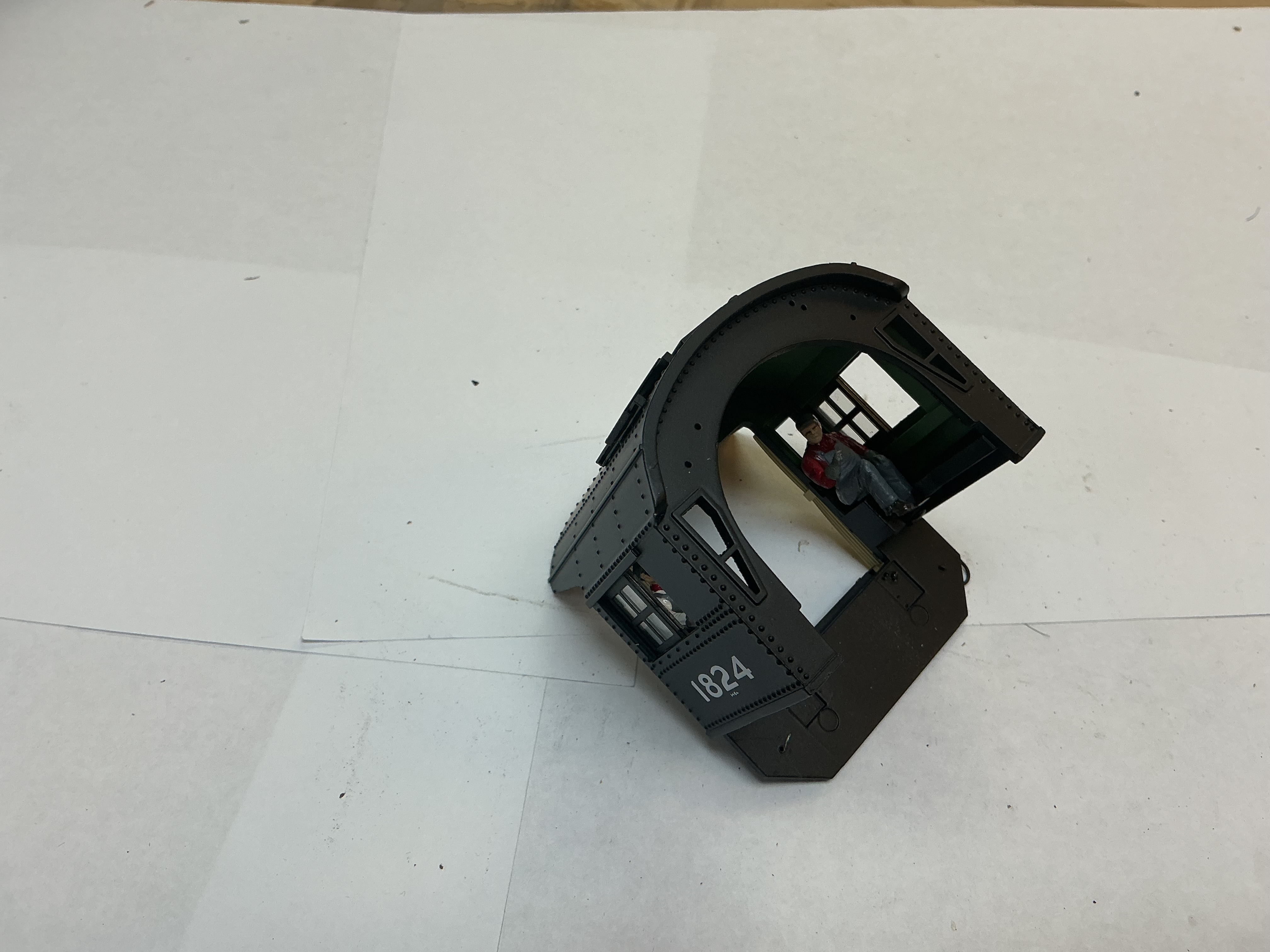 CAB / COMPLETE / NYC #1824 / PREMIER LIGHT MIKADO 2-8-2