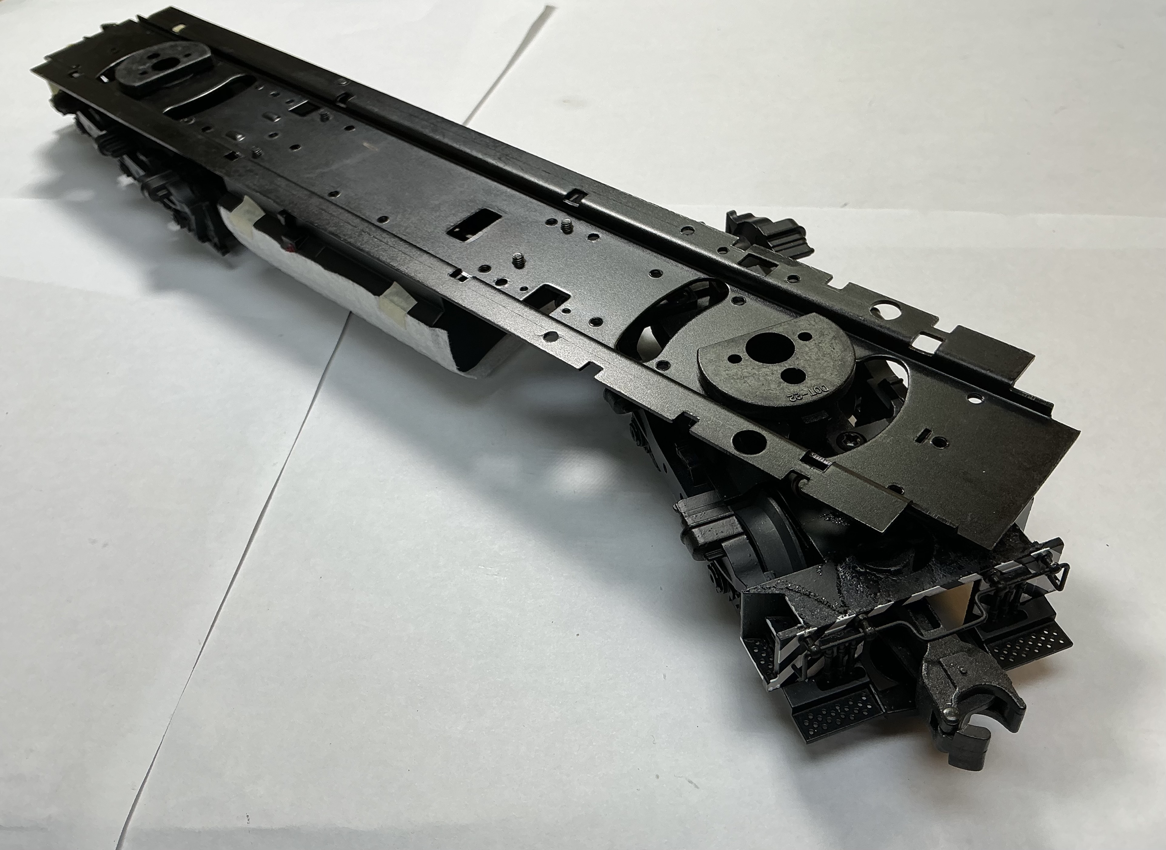FRAME / COMPLETE / NON-POWERED / BLACK PILOTS W/WHITE STRIPES / PREMIER SD24