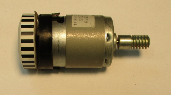DC MOTOR / RS385PH / MD001-M8 / F/W 30mm D x 9mm (TAPERED) THICK / WORM LENGTH 21.26mm TO 21.28mm / STRIPED / PS 2 BKT