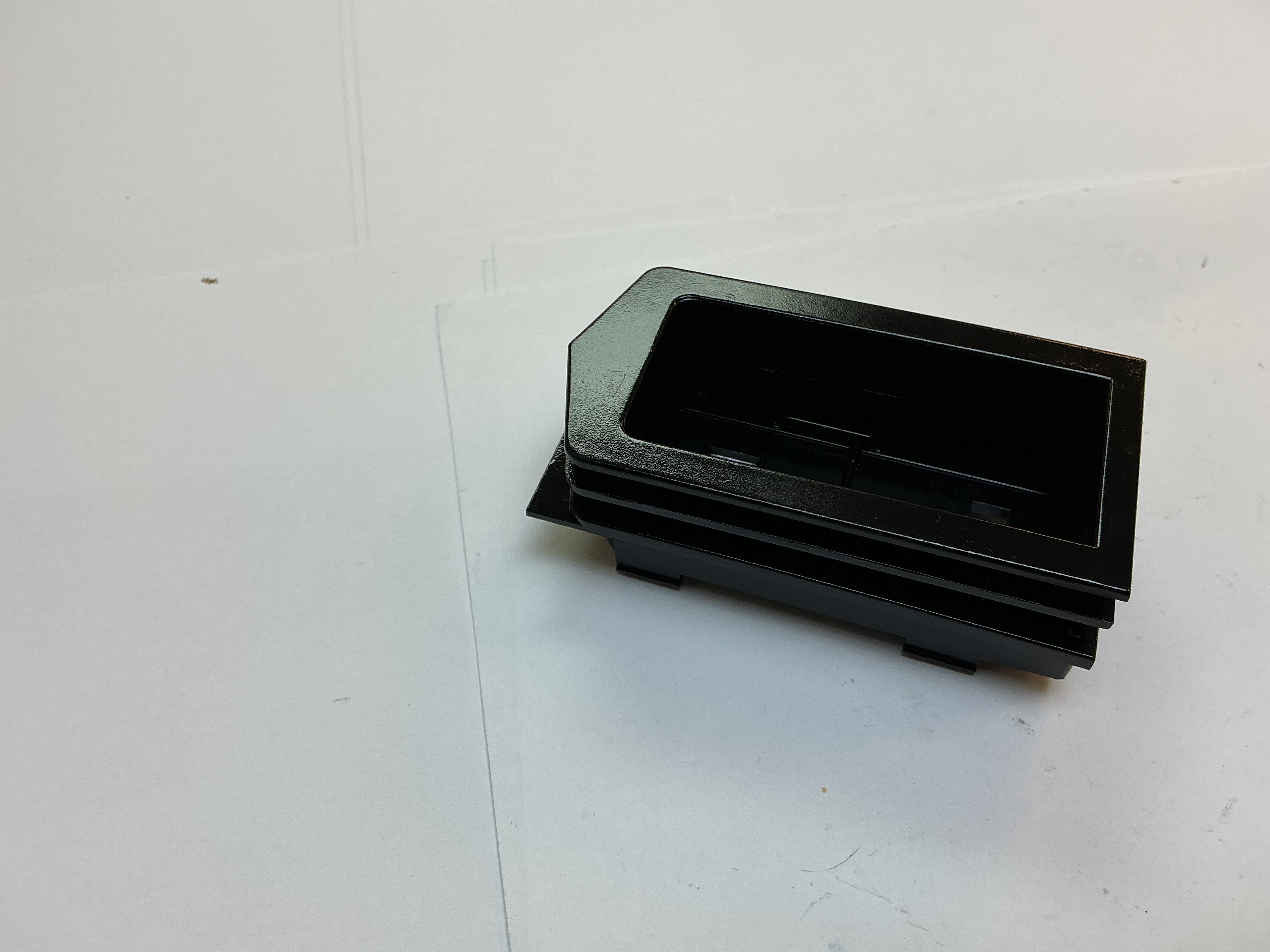 DIAPHRAGM / BLACK W/BLACK DOOR / RAILKING ONE GAUGE F-3 & F-7