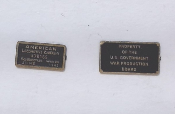 BUILDER PLATE / OWNER / LEASOR / RECTANGLE / 1 PAIR / D&RGW 3802 / PREMIER CHALLENGER 4-6-6-4