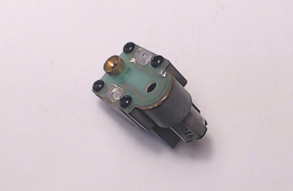 SMOKE UNIT / PS 2 & 3 / 18.75mm POST HEIGHT / 25mm W x 36mm L / BRASS CUP 3.9mm H