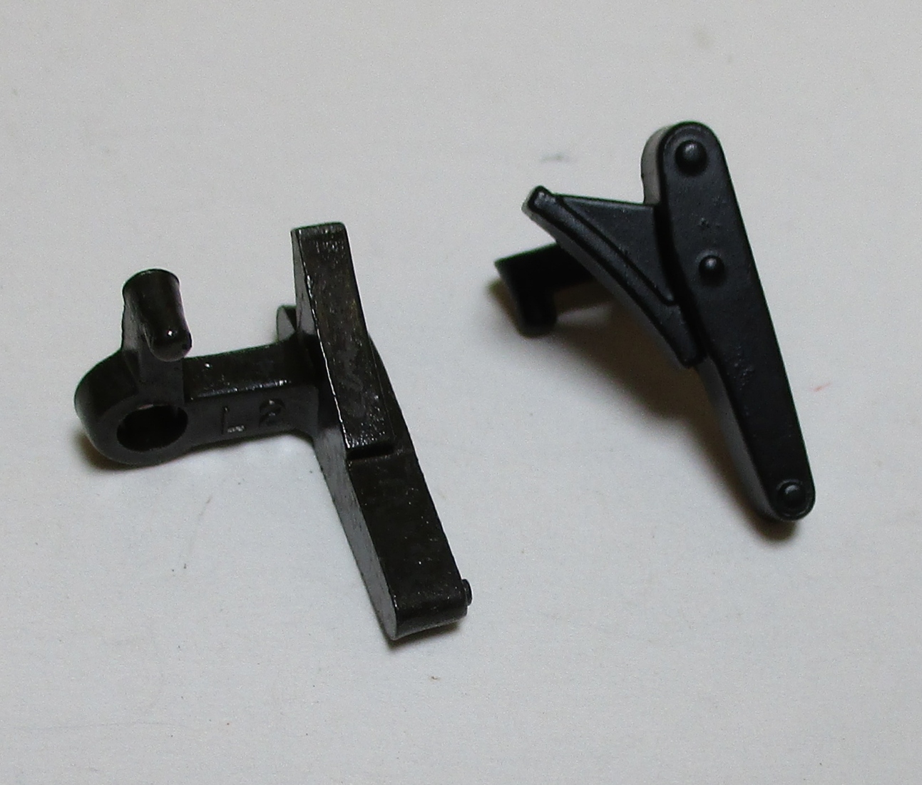 BRAKE SHOE / RH / REAR DRIVER / DIE-CAST / PREMIER K-4s 4-6-2