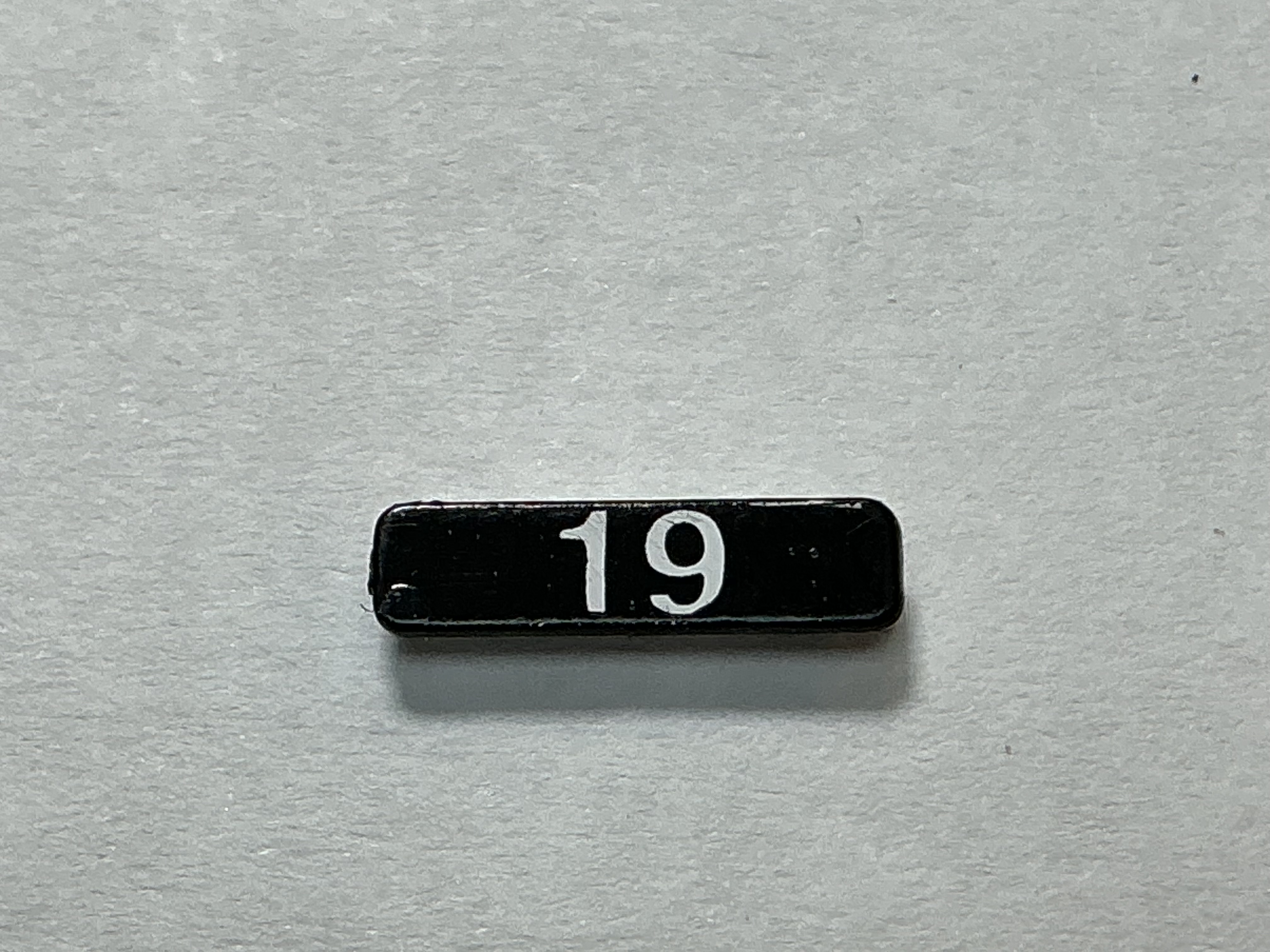 NUMBER BOARD / RH OR LH / FRONT OR REAR / #19 / PREMIER GP-40