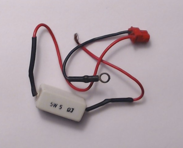 RESISTOR / 5.5 OHM 5W / CERAMIC / PS 1 / RAILKING STARTER 2-6-0