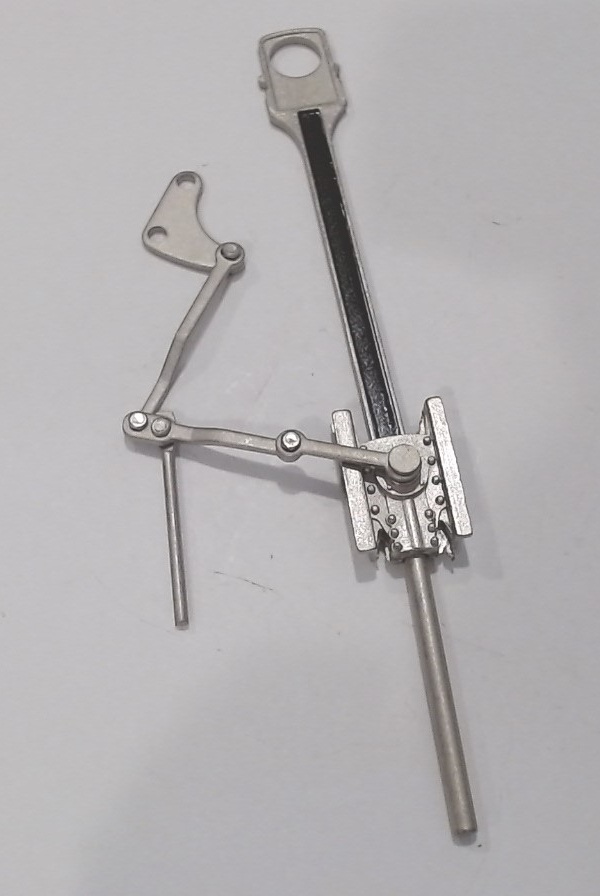 MAIN ROD & CROSSHEAD ASSEMBLY / LH / SATIN NICKEL / W/BLACK STRIPE / PREMIER HEAVY PACIFIC 4-6-2