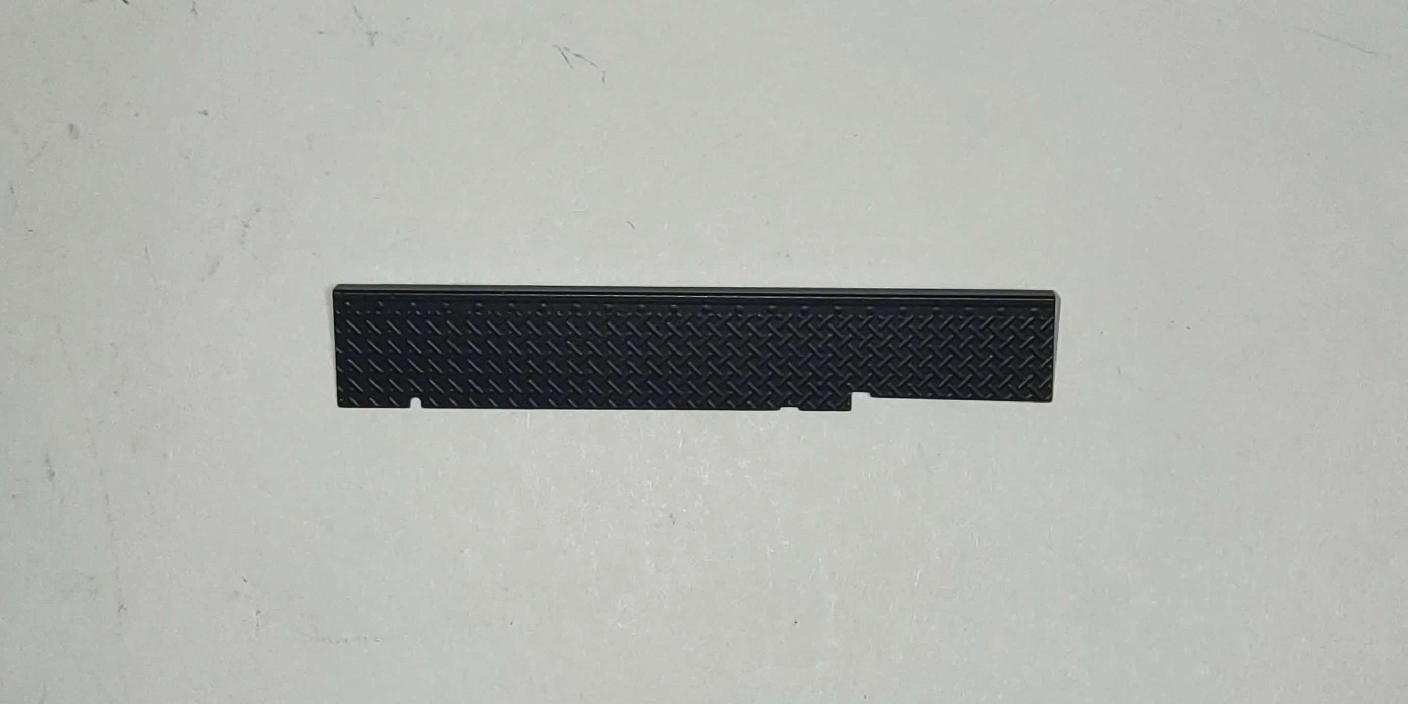 WALKWAY / RUNNING BOARD / BLACK / RH CENTER / PREMIER H-10 2-8-0