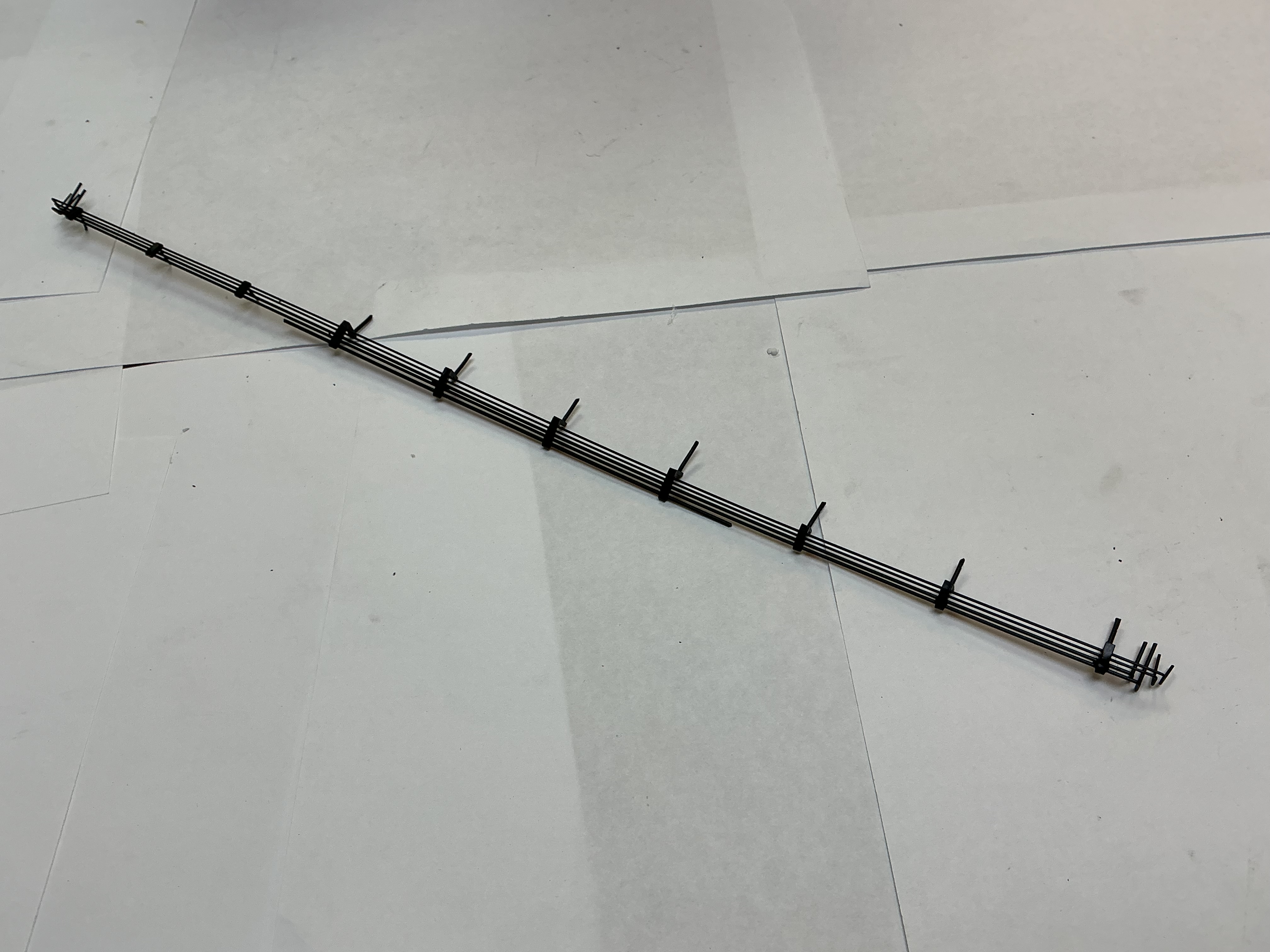 PIPING / BLACK / RH SIDE / LONG / BOTTOM OF BODY / PREMIER P-5a