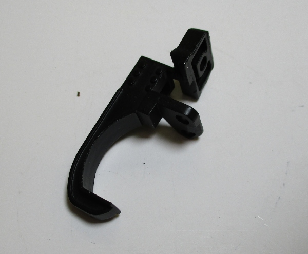 CROSSHEAD GUIDE SUPPORT/ RH / SINGLE LUBRICATOR / BLACK / PS 2 & 3 / PREMIER N&W J 4-8-4
