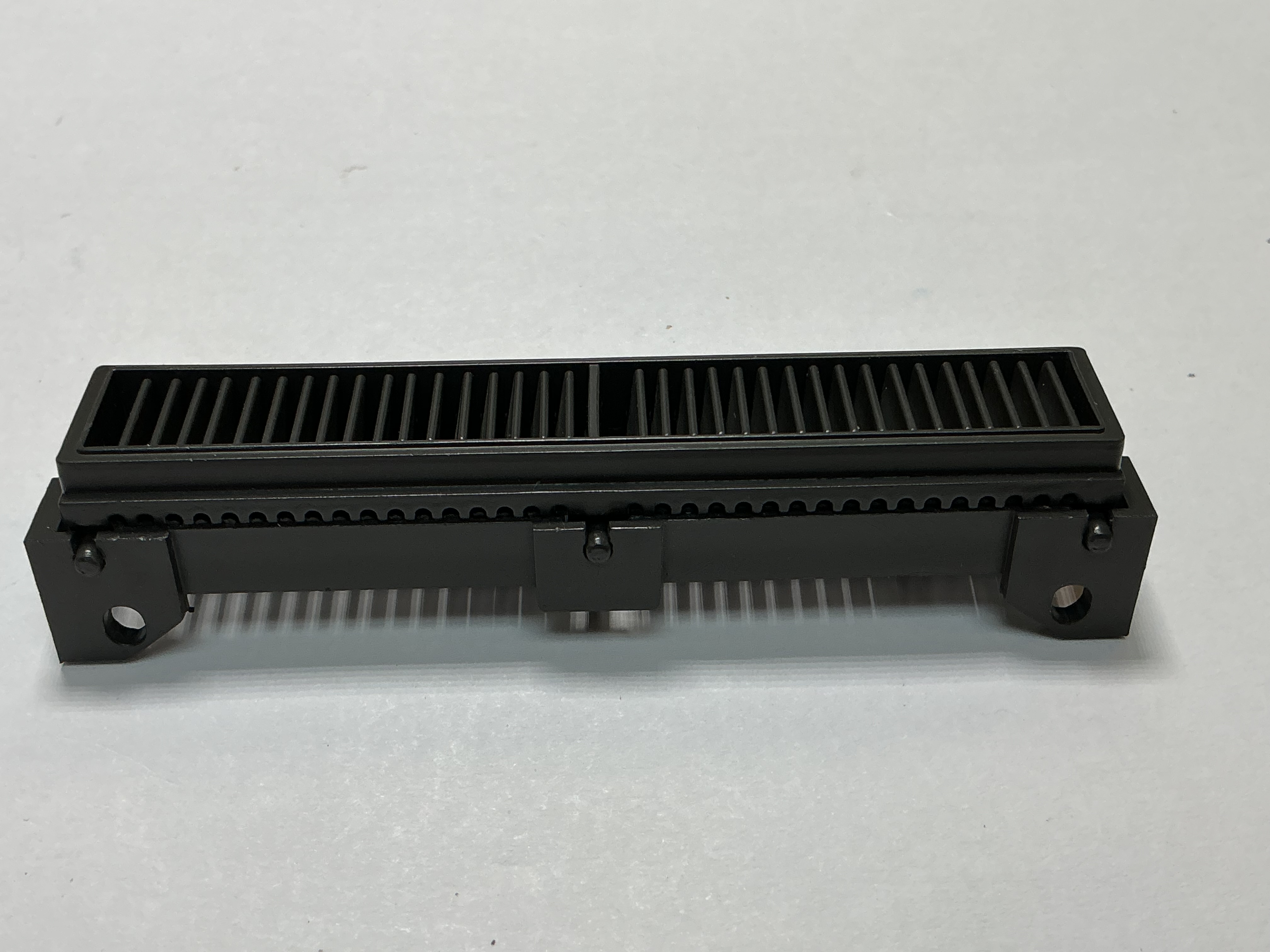 SIDE GRILLE / W/MOVABLE LOUVERS / BROWN / PREMIER ALCO PA & PB