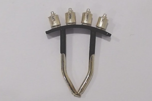 POP OFF VALVES / BRASS / 4 VALVES / CURVED BASE / PREMIER Y-3 2-8-8-2