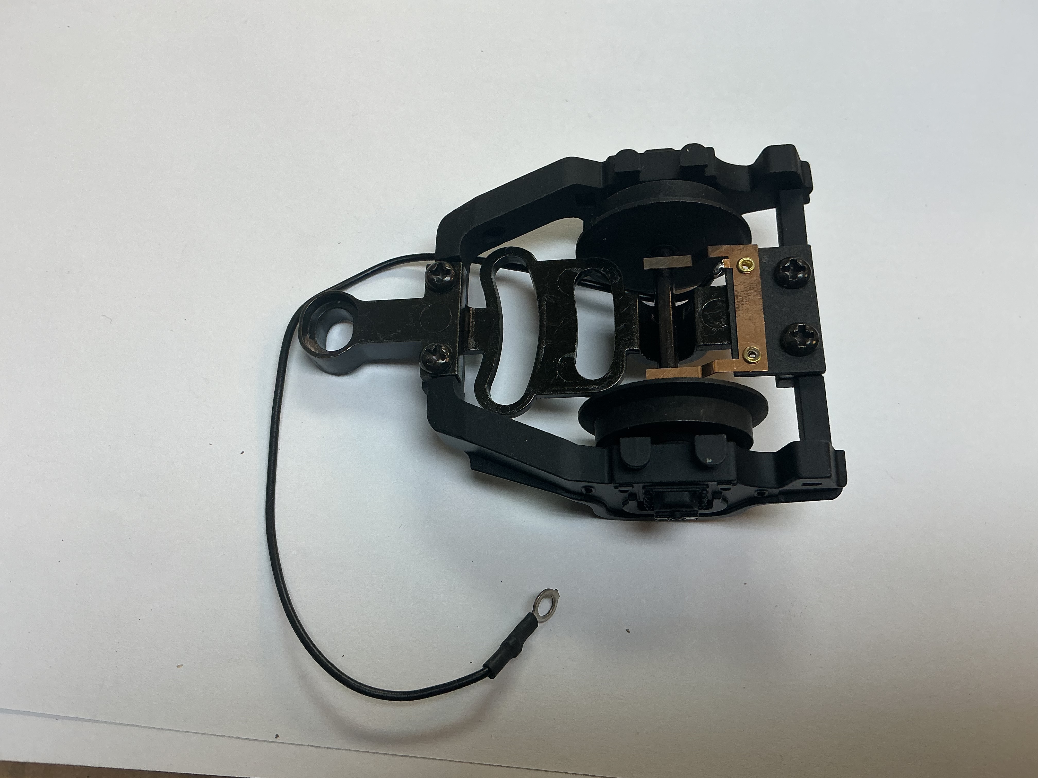 2-WHEEL TRAILING TRUCK / W/AXLE CONTACT / 3-RAIL / PREMIER L-1 MIKADO 2-8-2