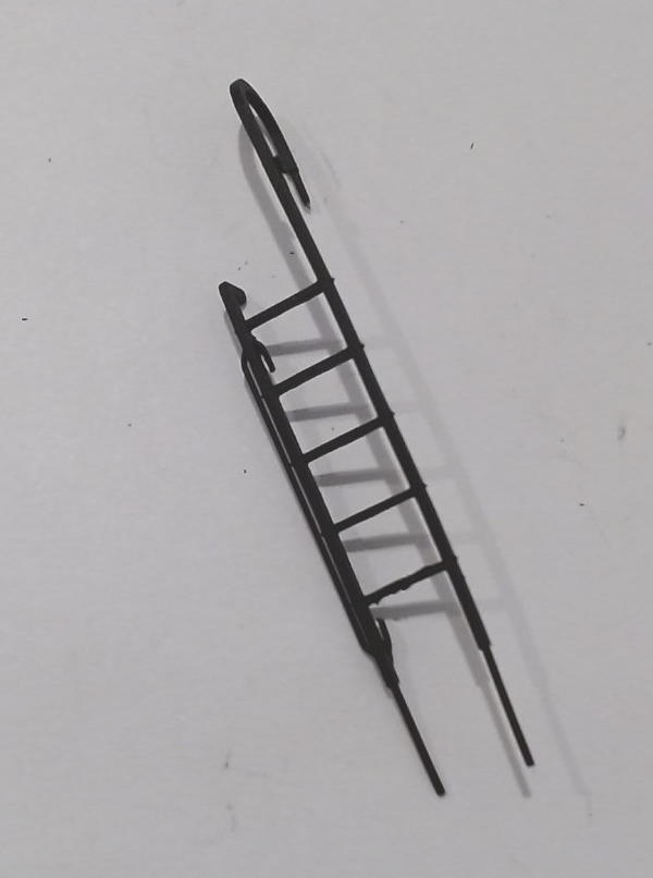 LADDER / BLACK / REAR / W/SIDE RAILING / PREMIER Z-6 CHALLENGER 4-6-6-4