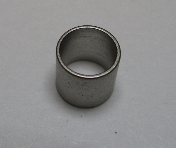 ECCENTRIC SLEEVE / SATIN NICKEL / 6.5mm O.D. x 5.6mm I.D. x 7mm L / PREMIER CAB FORWARD