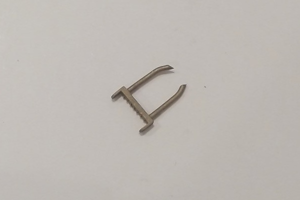 HINGE / UNPAINTED / RH / LH / CENTER WATER HATCHES / PS 2 & 3 / PREMIER CLASS A 2-6-6-4