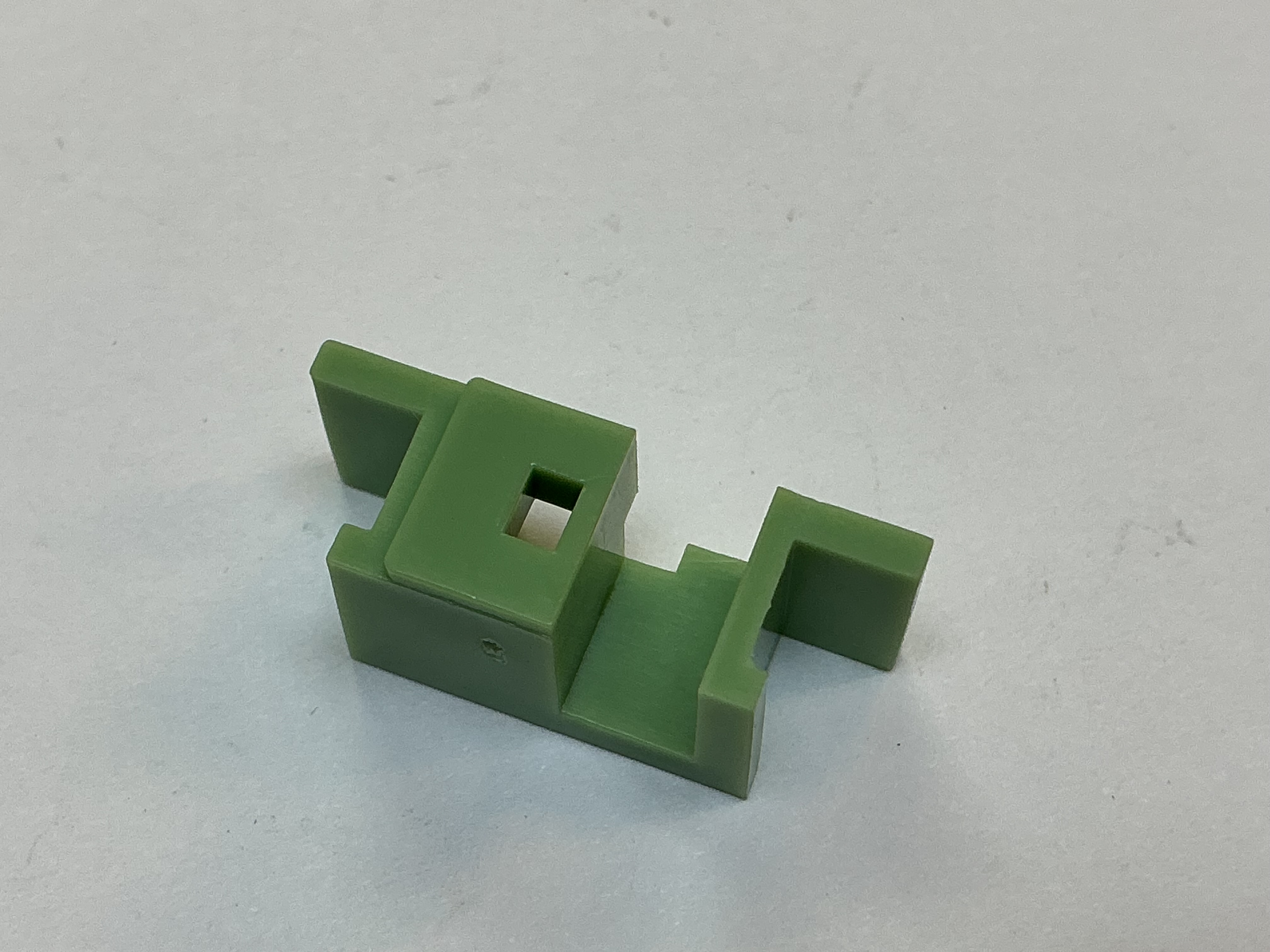 SEAT / FOR CREW FIGIURE / LH SIDE / GREEN / PREMIER E-33