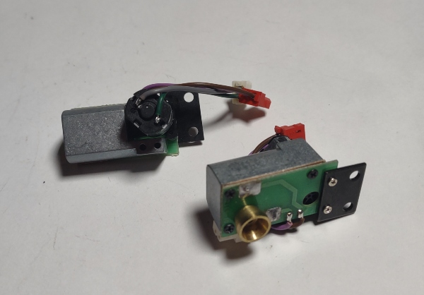 SMOKE UNIT / PS 2 & 3 / NARROW / W/BRASS CUP / W/MOUNTING BRACKET / PREMIER AMERICAN & ESE 4-4-0