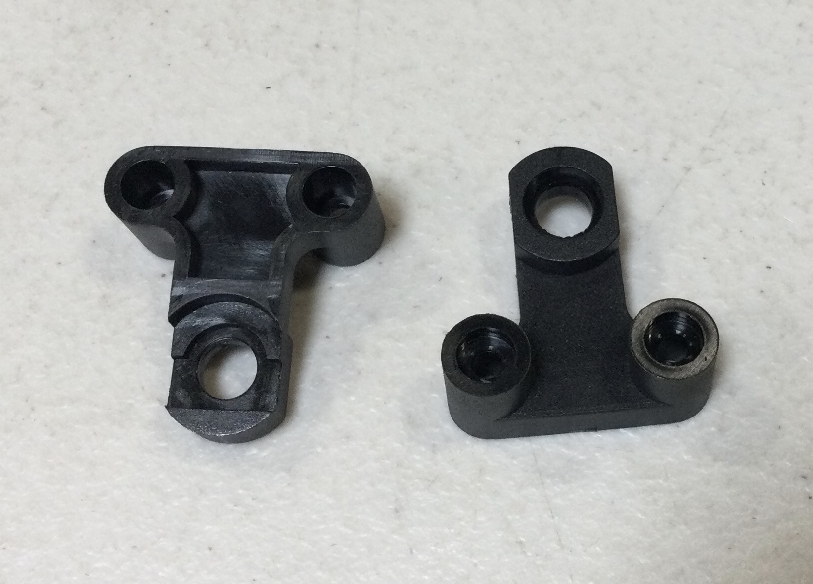 BRACKET / COUPLER MOUNT / HOOK & LOOP STYLE / RAILKING ONE GAUGE BOG BOY & CHALLENGER