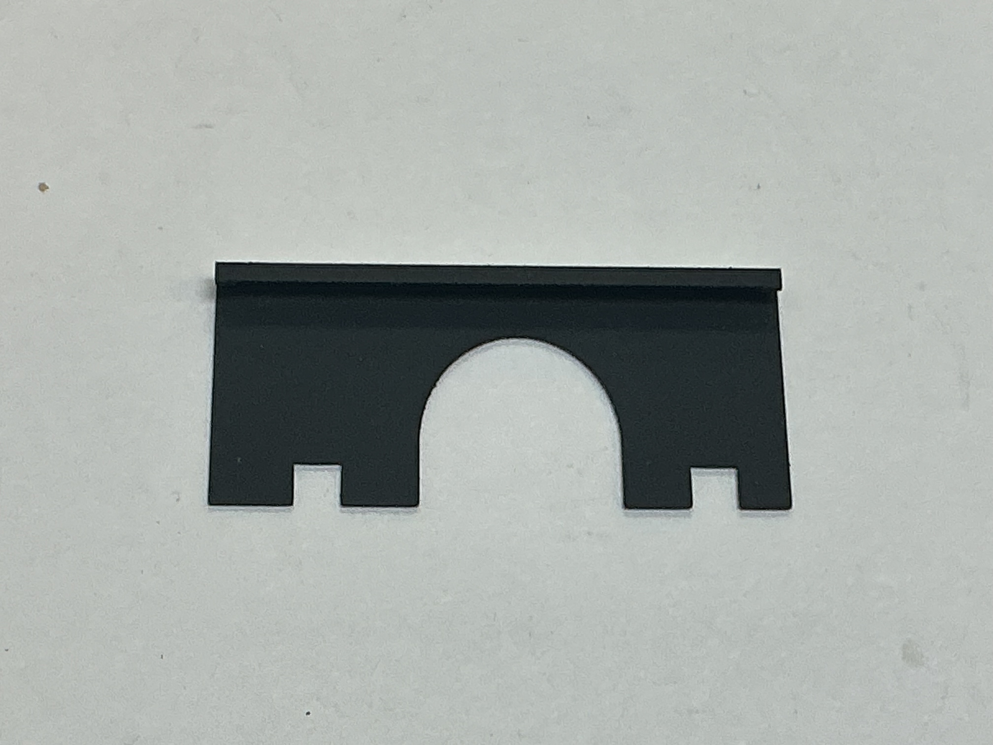 WALKWAY / RUNNING BOARD / LH FRONT / BLACK W/WHITE STRIPE / PREMIER LIGHT MIKADO 2-8-2