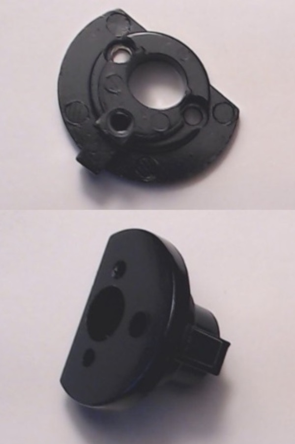 MOTOR MOUNT / DIESEL / 31.75mm W x 28.1mm L x 17mm H / RAILKING C-628 & C-630