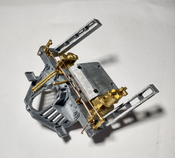 PILOT / COMPLETE / W/COW CATCHER / W/2 AIR PUMPS / UNDECORATED / PREMIER MOHAWK 4-8-2