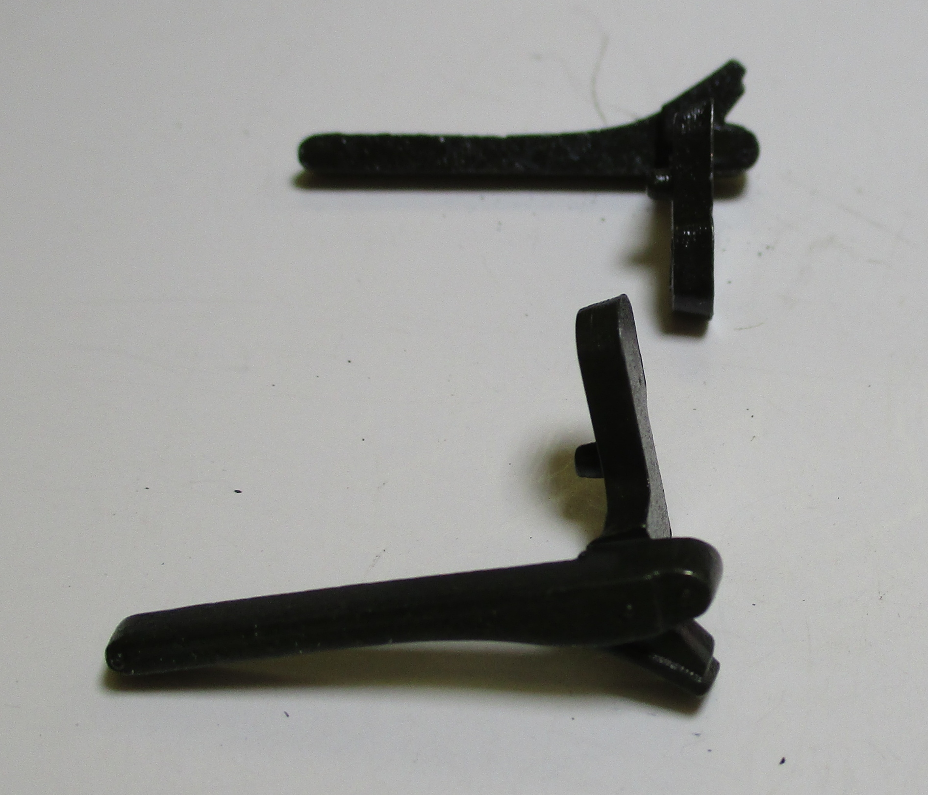 BRAKE SHOE / DIE-CAST / LH / 1ST & 2ND DRIVER / PREMIER N&W J 4-8-4