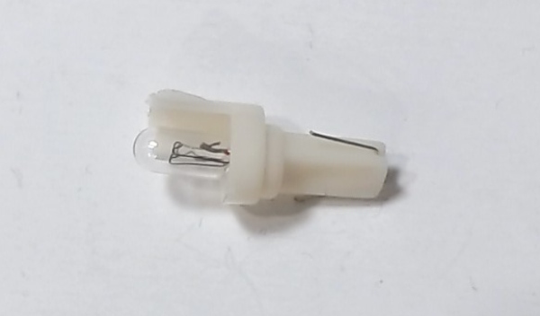 LAMP / 18V / BI-PIN W/BASE / ALT # CG-0000015 OR CG-0000008