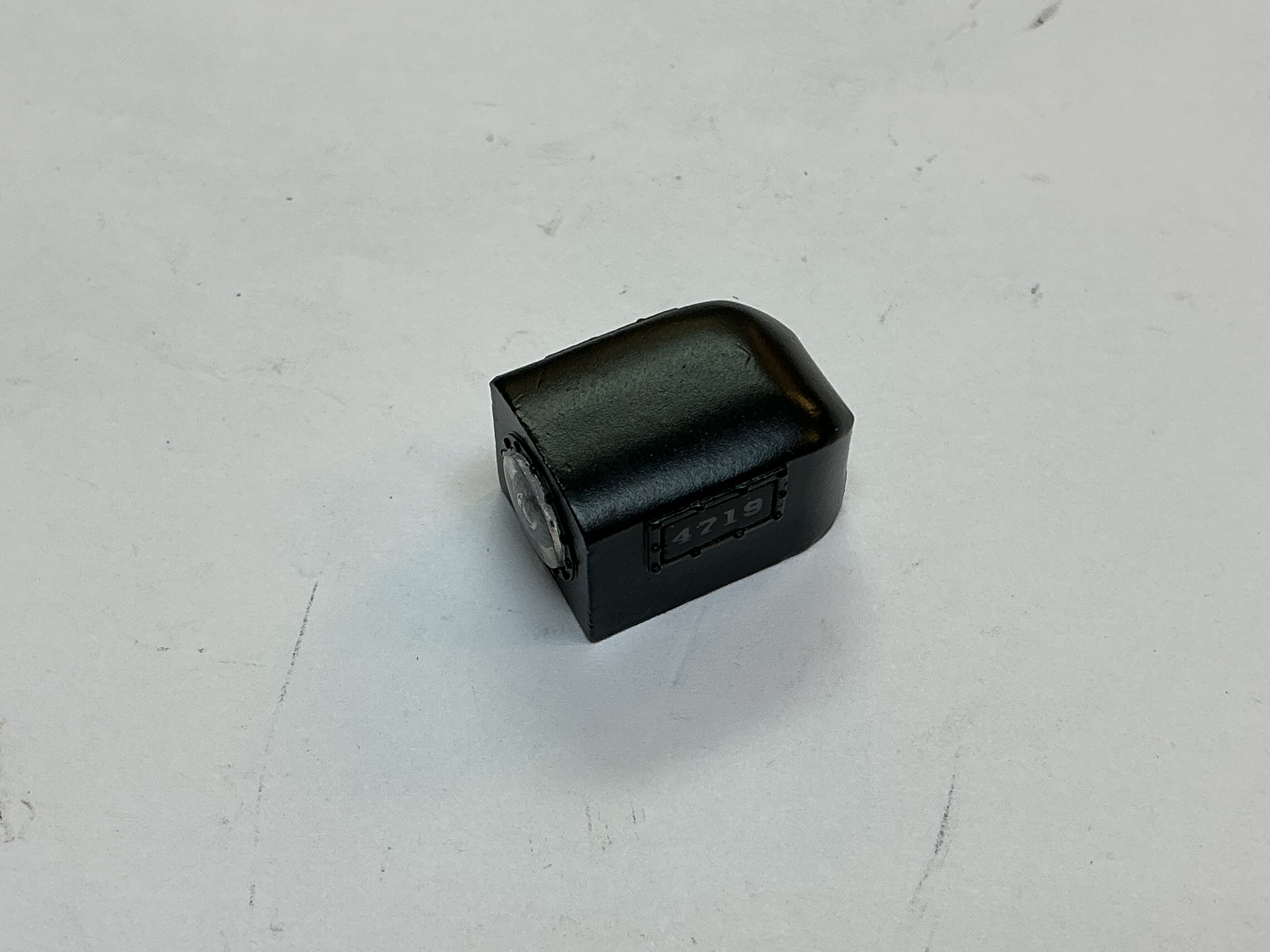 HEADLIGHT HOUSING / W/LENS & NUMBER BOARDS / #4718 / PREMIER P-5a