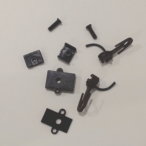 COUPLER / HO SCALE / MCHENRY / PAIR / W/SHIM, SCREWS  & MOUNTING BRACKET / HO SCALE N&W J 4-8-4