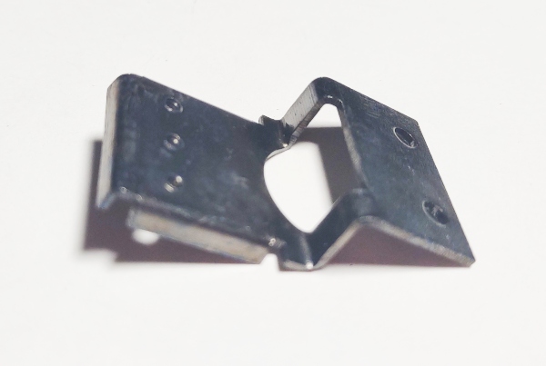 BRACKET / KADEE COUPLER MOUNT / FRONT / PREMIER 0-8-0