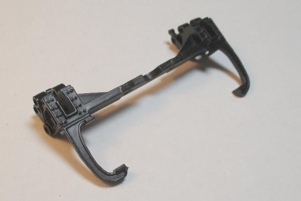 MOTION HANGER / CROSSHEAD GUIDE SUPPORT / FRONT / LH & RH / BRUNSWICK GREEN / PREMIER 0-6-0 SWITCHER
