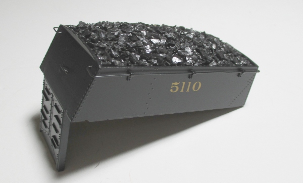 COAL BUNKER / W/COAL LOAD / TALL / BLACK #5110 IN GOLD / PREMIER 0-8-0