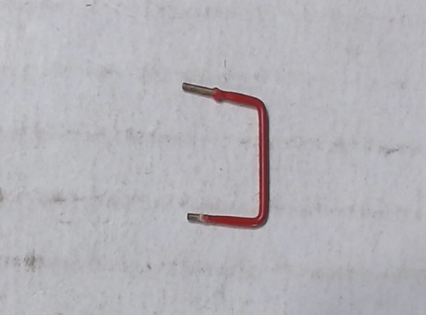 GRAB IRON / SLANTED / RED / 12.5mm L / PREMIER E-8