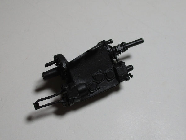 3RD CYLINDER STEAM CHEST / MOUNTS ON CENTER OF STEAM CHESTS / BLACK / W/O LINKAGE / PREMIER BR44 & SNCF 150X